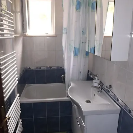 Апартаменты Karmela *